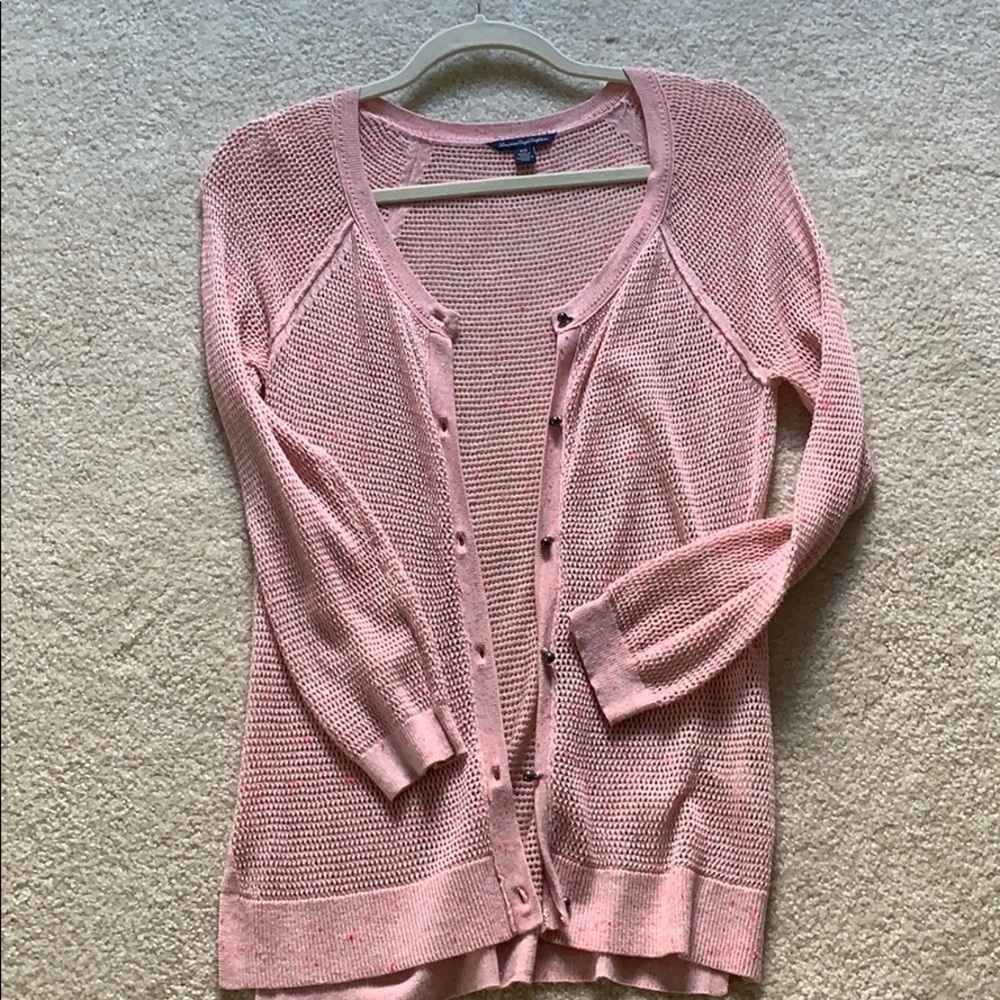 AMERICAN EAGLE PINK CARDIGAN